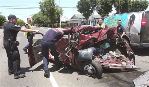 A head-on incident involving two vehicles was reported at 653 p. . Hanford news car accident today